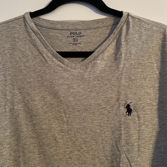 Polo Ralph Lauren | Gray V Neck Tee - Picture 2 of 3